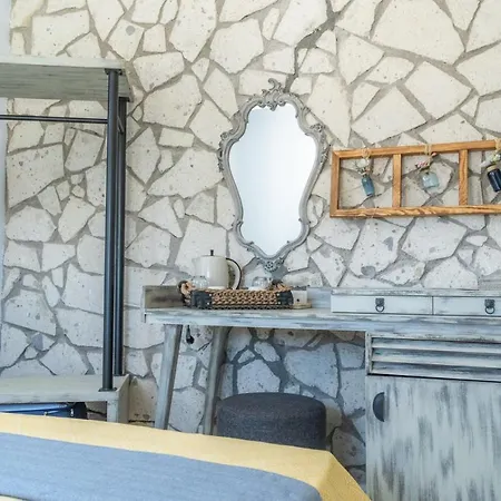 Sakiz Kizi Butik Otel Alacati Ξενοδοχείο *