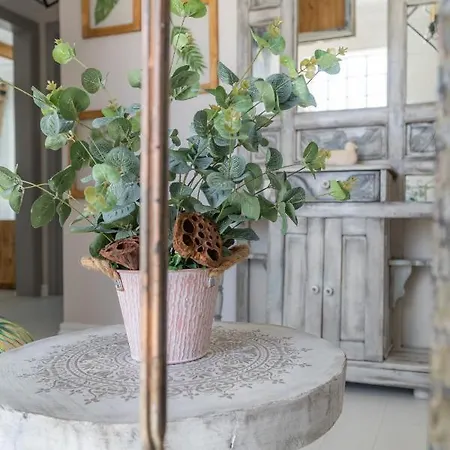Sakiz Kizi Butik Otel Alacati Отель