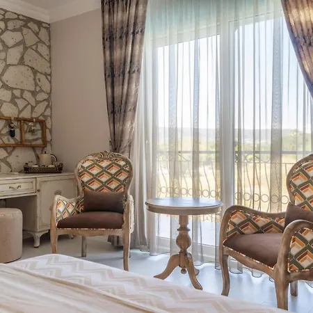 Sakiz Kizi Butik Otel Alacati * Кешме